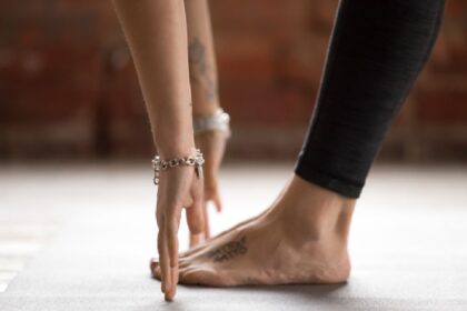 6 expert-approved yoga poses for legs and feet for the ultimate relaxation