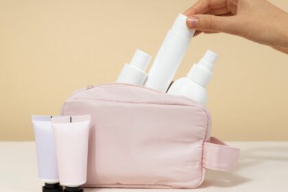 6 best Korean skincare kits for beginners who want glass-like glowing skin