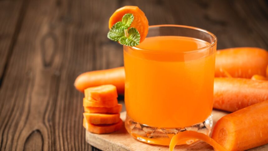 What happens when you drink amla, beetroot, and carrot juice daily on an empty stomach?