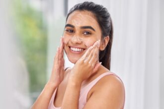 Top 8 face washes for acne-prone skin in 2025: Best deals for clear skin