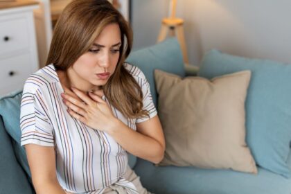 Top lifestyle tips to reduce the risk of heart blockage naturally
