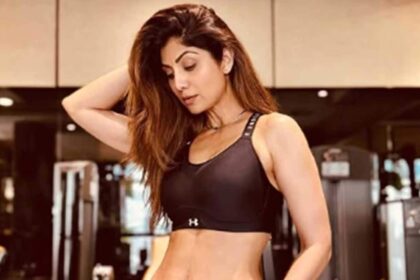 Shilpa Shetty’s twisting yoga moves can supercharge your health in just minutes!