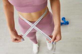 9 common habits women should stop if weight loss is the goal
