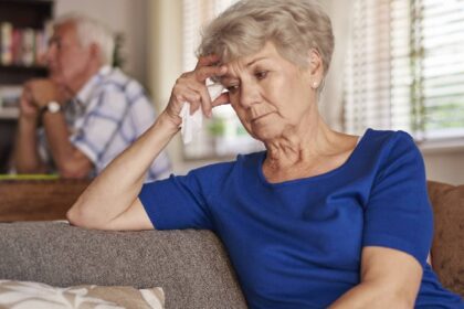 How to support a family member with dementia: 3 tips by a psychologist