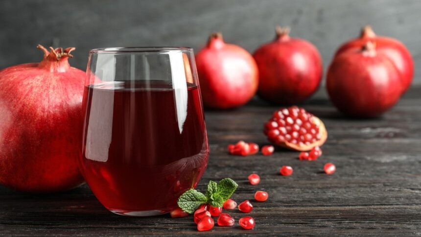 Nutritionist reveals 5 collagen-boosting drinks that help slow skin ageing naturally