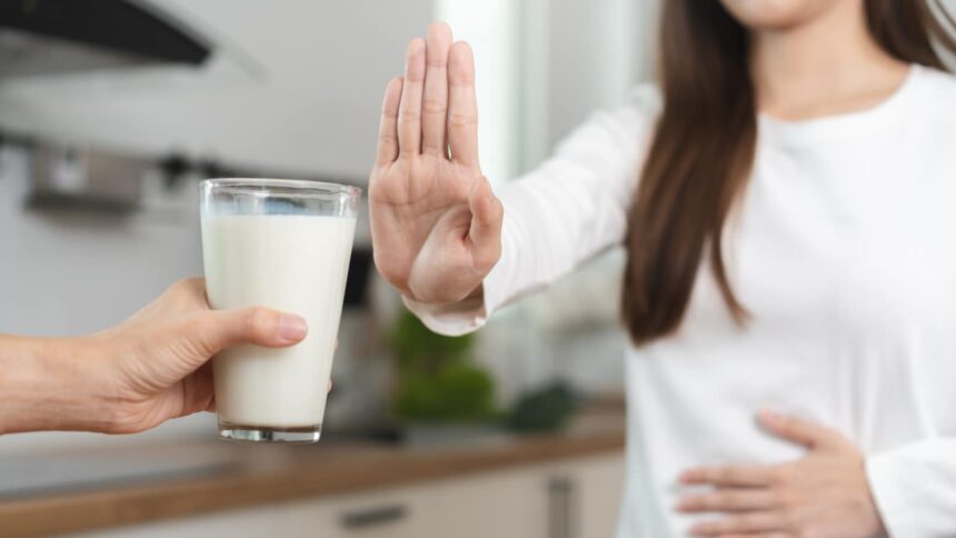 Can milk raise cholesterol levels? Know the best and worst milk types for heart health