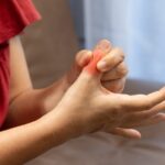 5 ways to reduce uric acid levels and prevent joint pain naturally