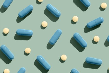 A Guide to Weight Loss Pills: Benefits, Risks, and More