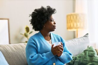 8 Daily Habits to Help You Manage Postpartum Depression